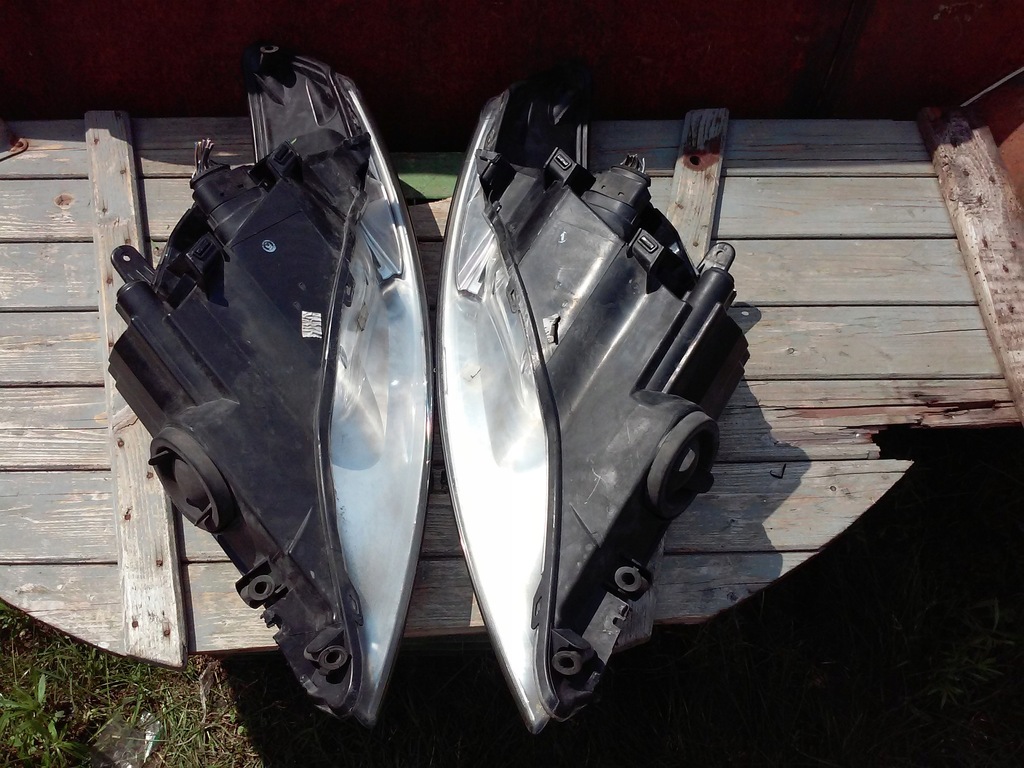 FORD MONDEO MK4 BIXENON KOMPLETNY LAMPA LAMPY 10991299175