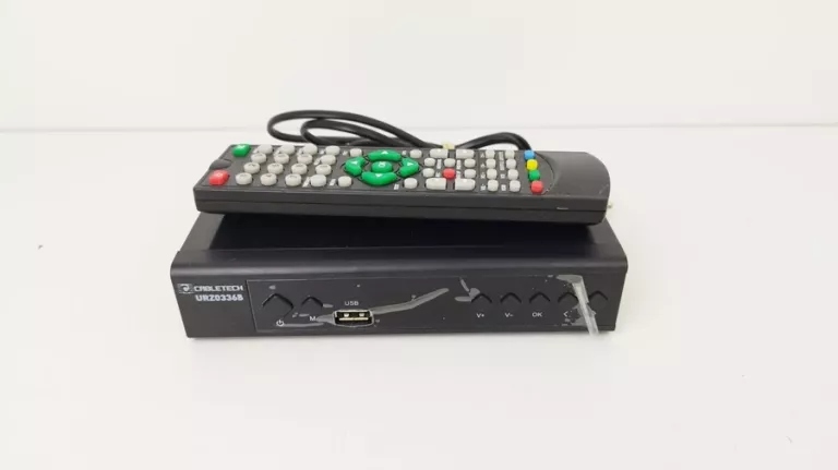 DEKODER DVBT-2 CABLETECH URZ0336B