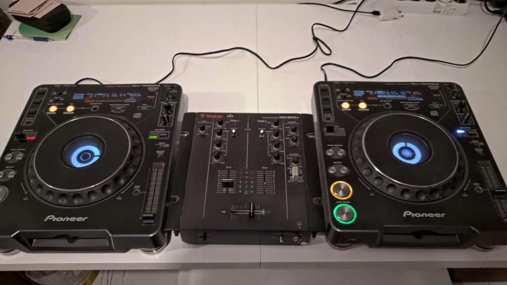 Odtwarzacz CD Pioneer CDJ-1000 MK2 +MIXER VESTAX