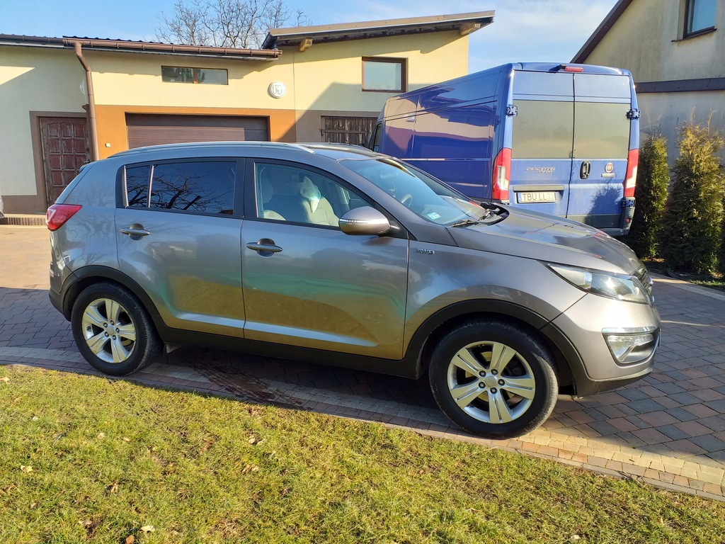 KIA SPORTAGE 2.0 BENZYNA 4x4 160KM 2011r. GAZ FV