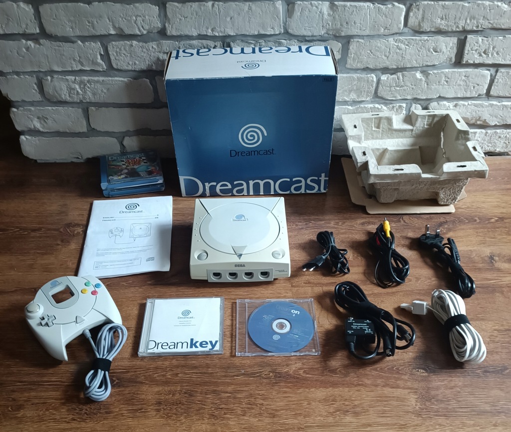 Konsola SEGA DREAMCAST komplet BOX zestaw GRY