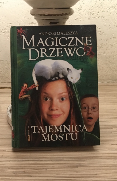 MAGICZNE DRZEWO Andrzej Maleszka
