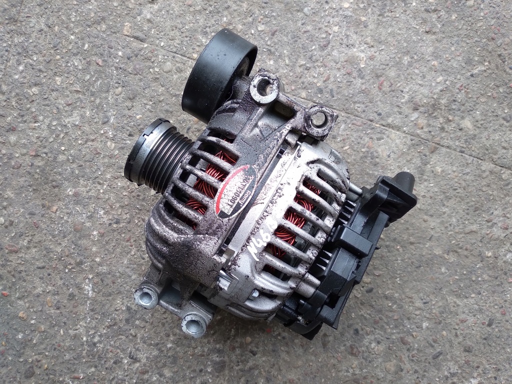 BMW E90 E91 alternator 318i 320i N46B20B 10996593778 oficjalne