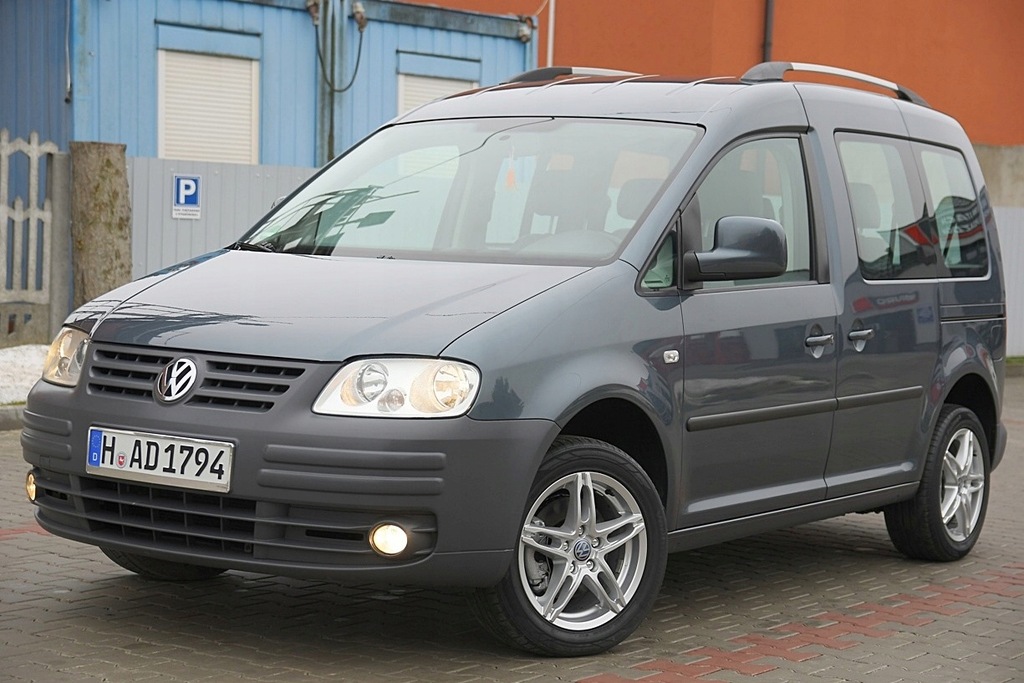 VW CADDY 1.6 MPI Benzyna 102KM_7 os_NIEMCY_ZADBANY