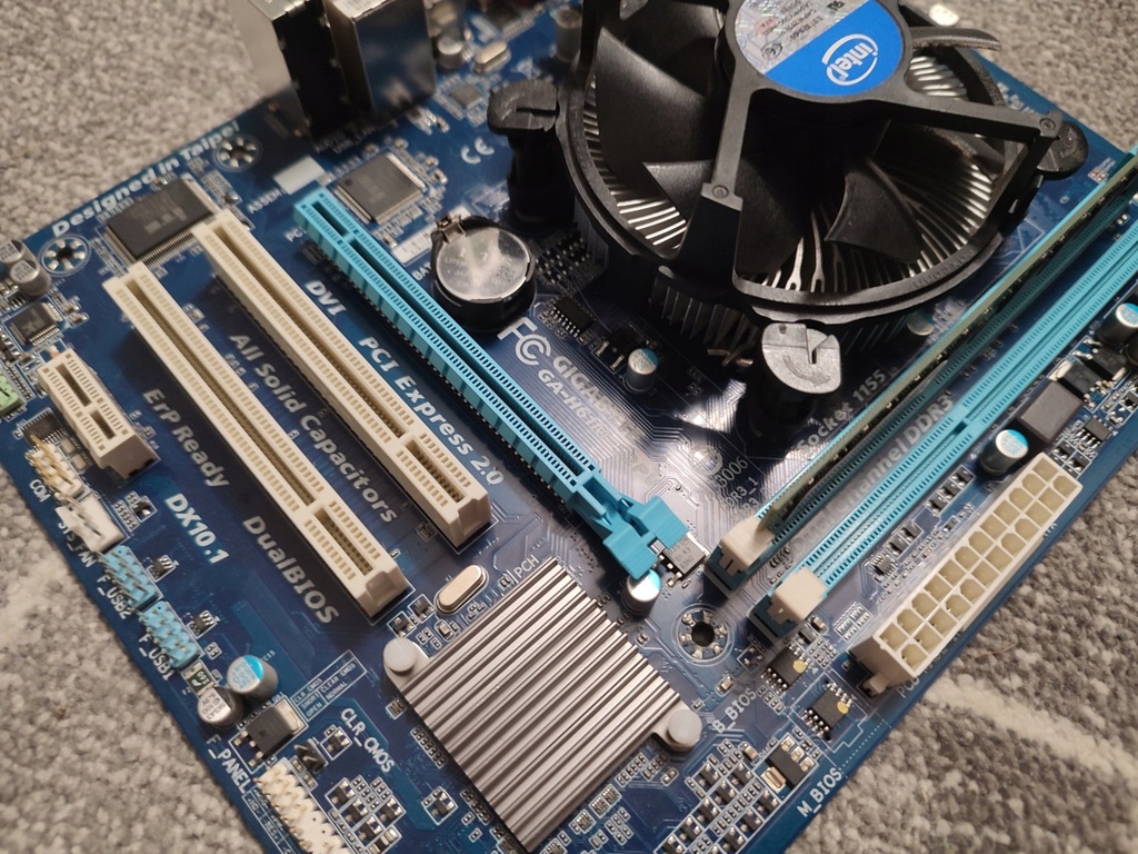 Gigabyte GAH61MS2PV, 4GB RAM, Pentium G2020 12334768598 oficjalne