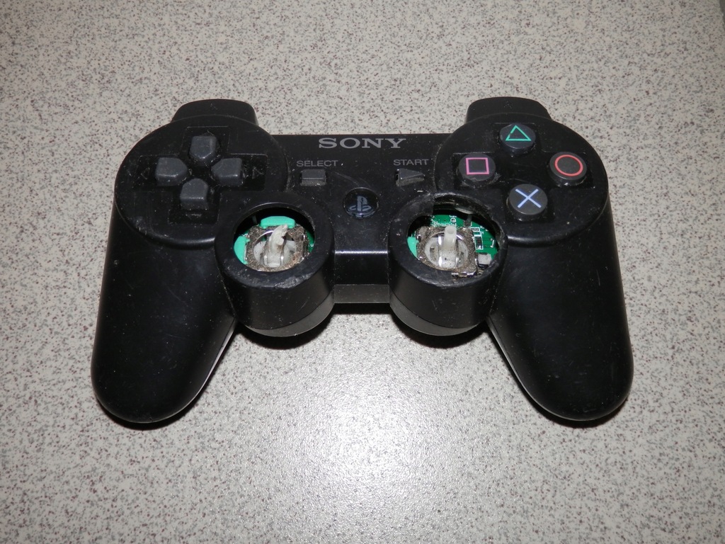 Sony PS3 Dualshock 3 sixaxis pad bezprzewodowy uszkodzony stan nieznany