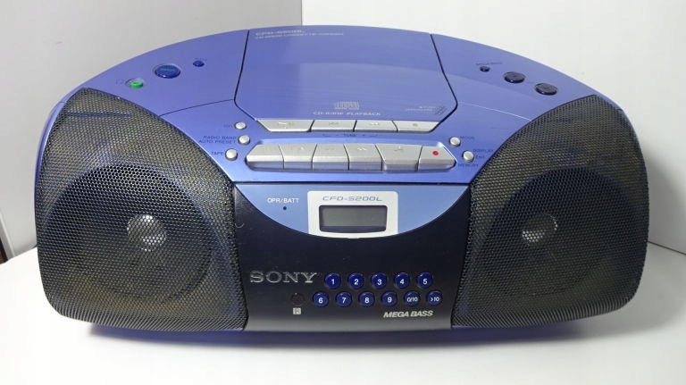 RADIO CD SONY/ PILOT