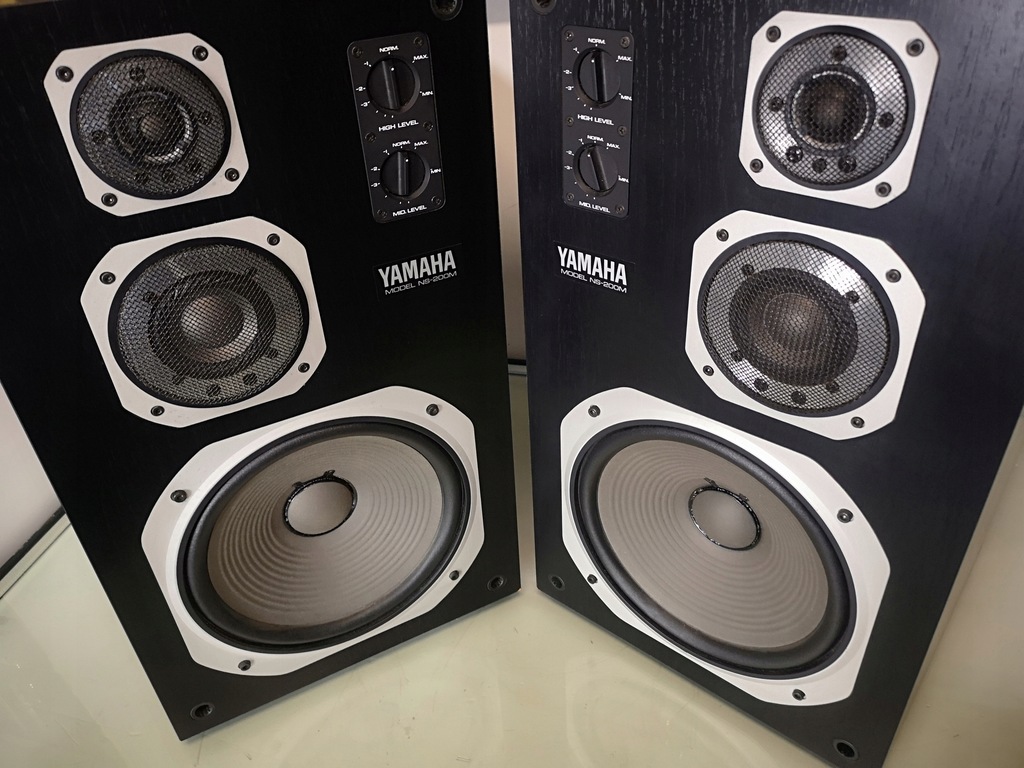YAMAHA NS-200M KULTOWE KOLUMNY STEREO 8288653600 oficjalne