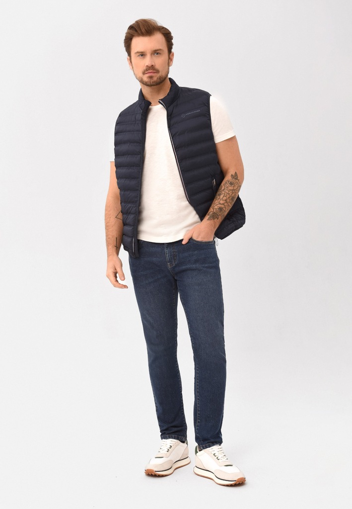 MĘSKIE GRANATOWE JEANSY REGULAR FIT VOLCANO D-JERRY 57 31-32
