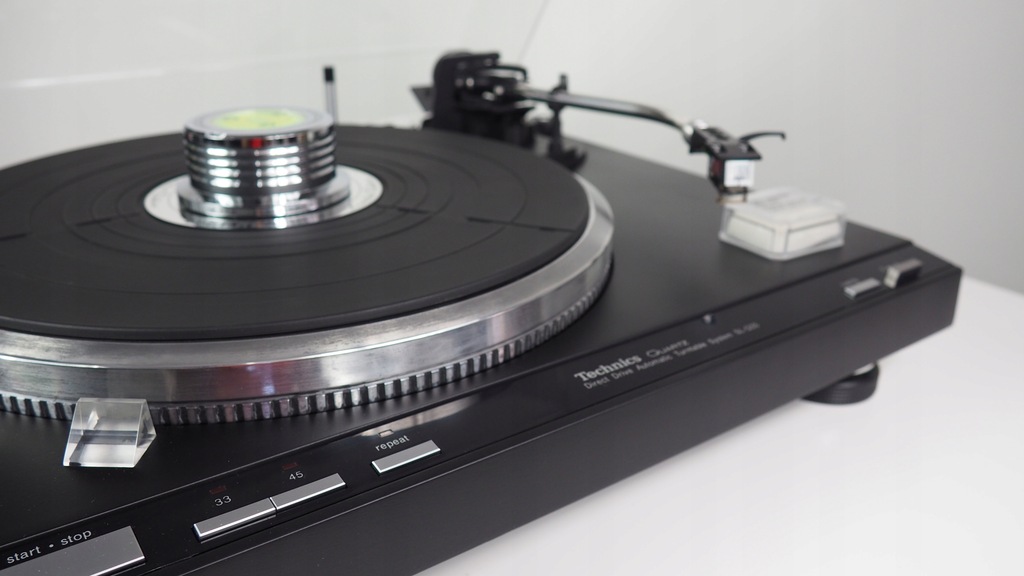 TECHNICS SL-Q33 Quartz, Direct Drive