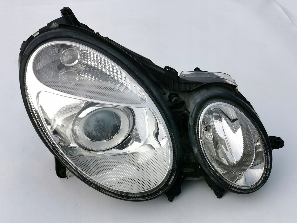 MERCEDES W211 lampa PRAWA BiXenon skrętny kpl BDB 8909203787 oficjalne archiwum Allegro
