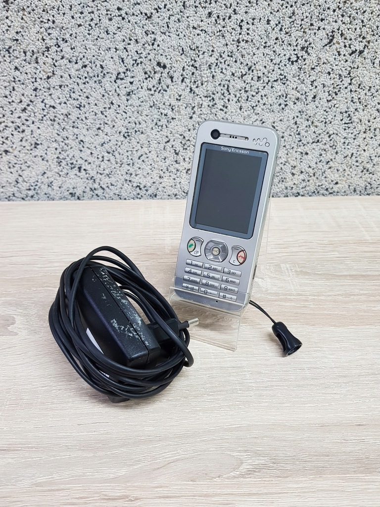 Uszkodzony Sony Ericsson W890i ( 2905/18 )