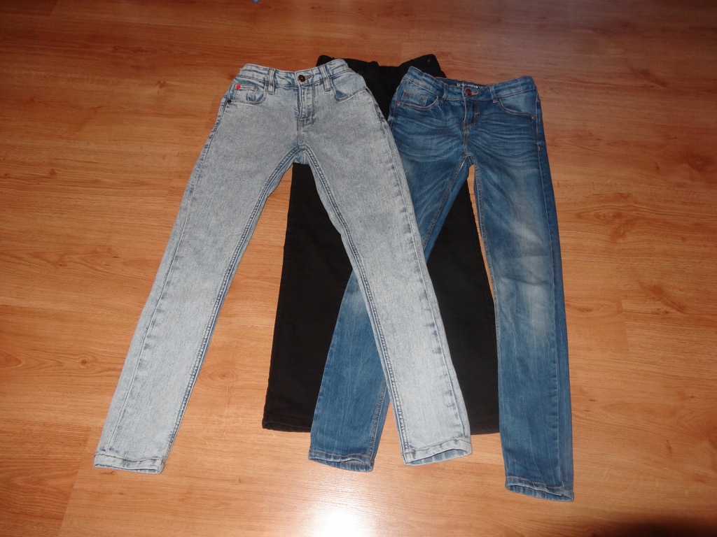 3 pary jeansów 152