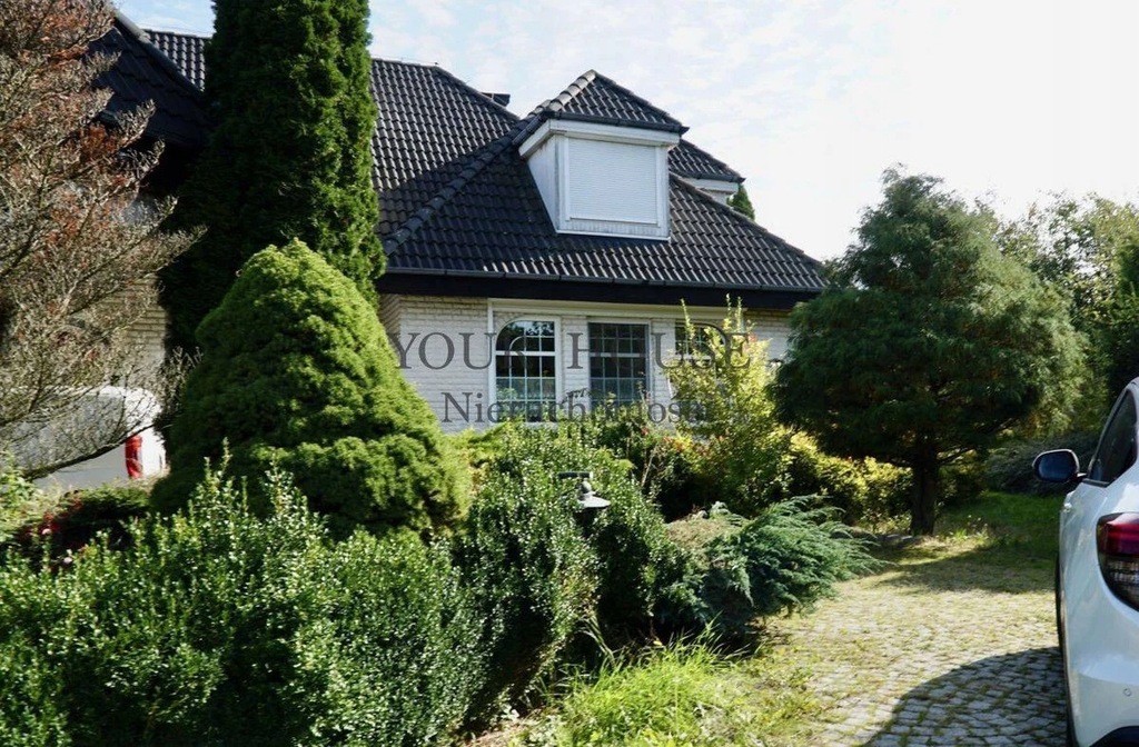 Dom, Tyniec Mały, Kobierzyce (gm.), 450 m²