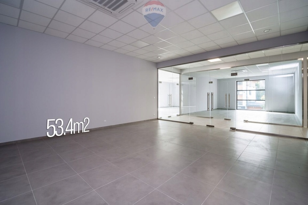 Komercyjne, Mszana Dolna, Limanowski (pow.), 53 m²