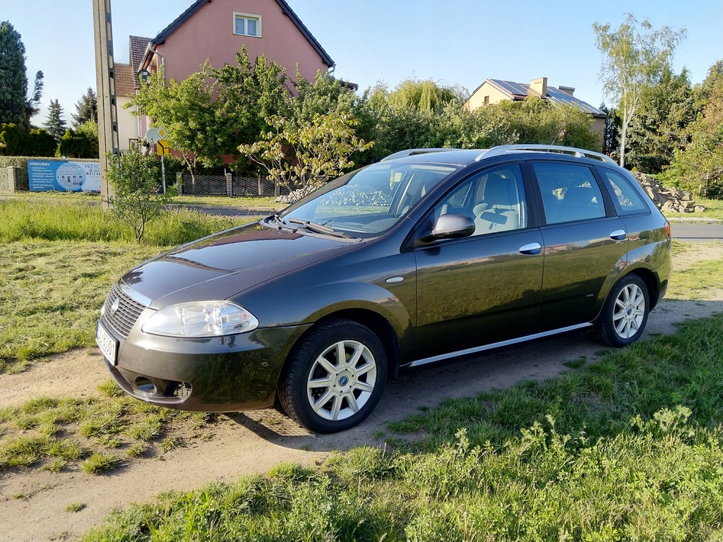 FIAT CROMA (194_) 1.8 16V 140 KM + gaz