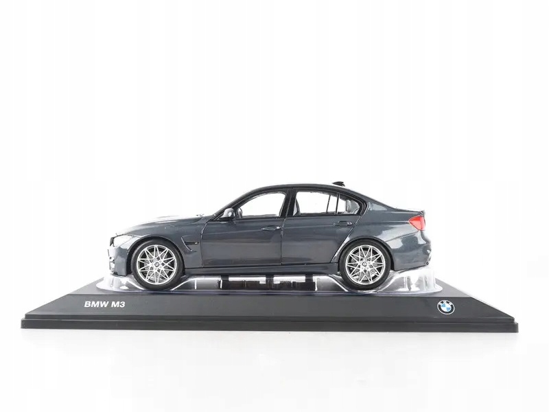 【最終値下げ・訳あり】BMW M3 F80 1/18 Norev シルバー 最終値下げ・訳あり】BMW M3 F80 1/18 Norev シルバー - メルカリ