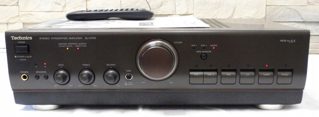 WZMACNIACZ TECHNICS SU-A700+PILOT INSTRUKCJA