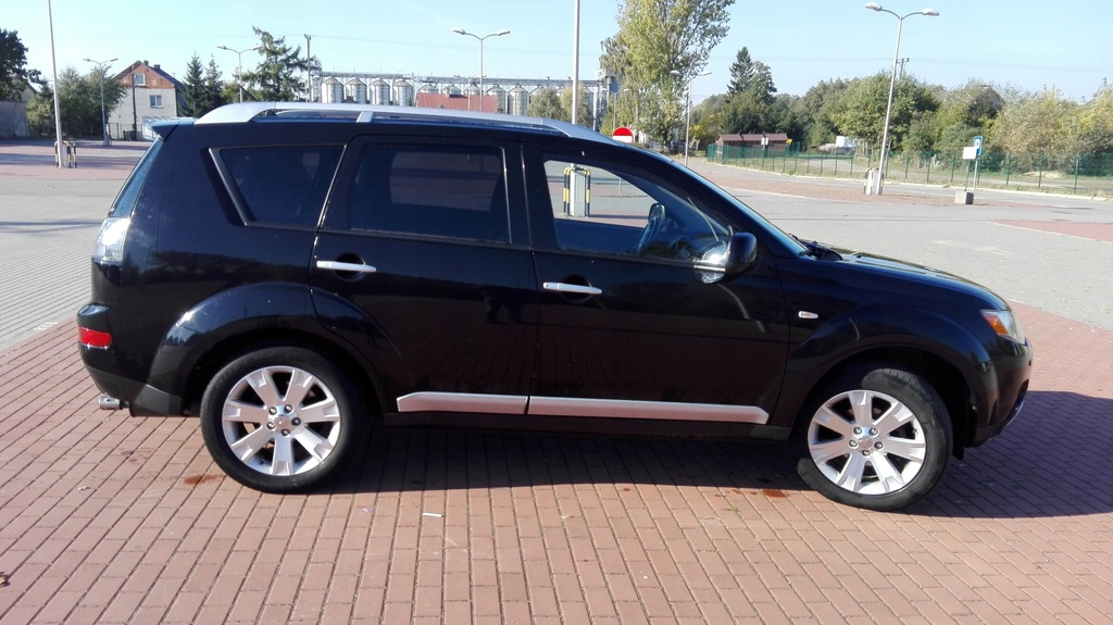 Купить MITSUBISHI OUTLANDER II (CW_W) 2.2 DI-D 4WD 156 л.с.: отзывы, фото, характеристики в интерне-магазине Aredi.ru