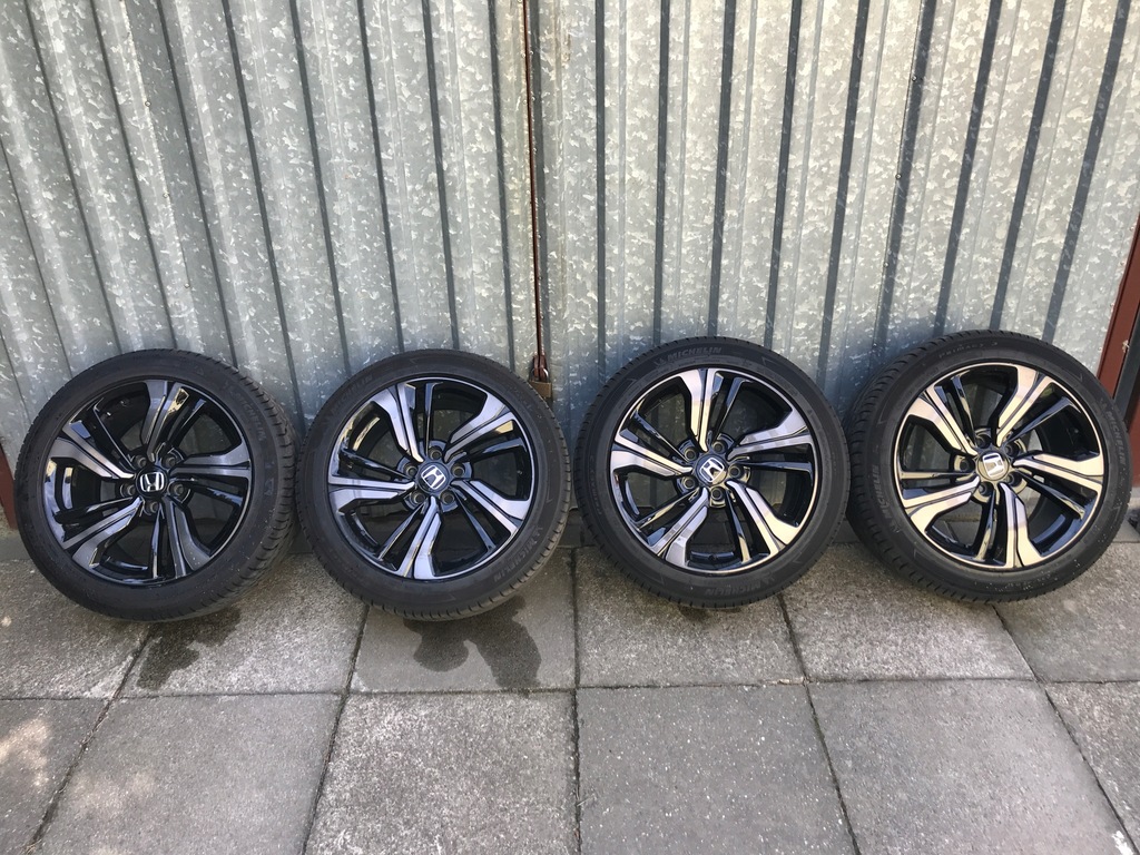 Oryginalne felgi HONDA Civic X 17 + opony Michelin 8013570611