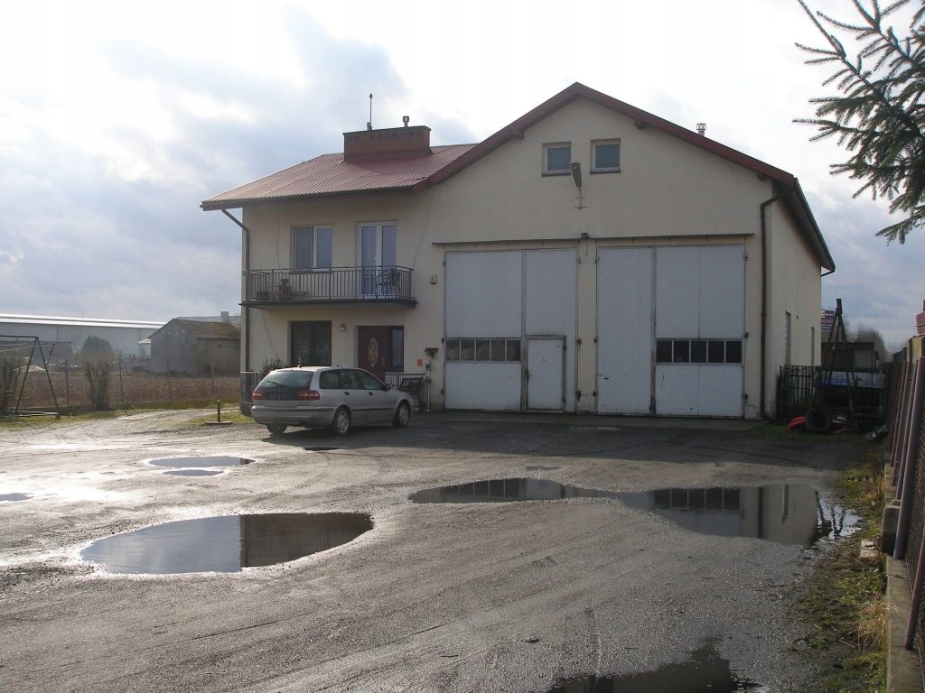 Komercyjne, Karczew, Karczew (gm.), 386 m²