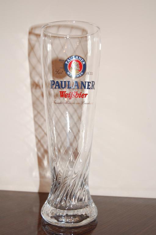 Szklanka Paulaner.