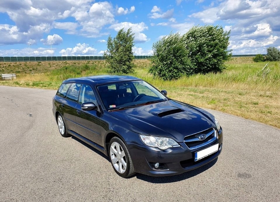 Subaru Legacy IV