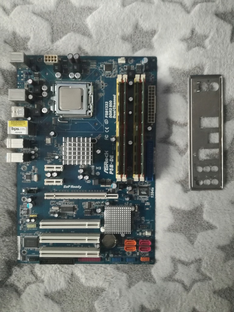 Intel Core 2 Extreme QX9650 8GB RAM ASRock P5b-de