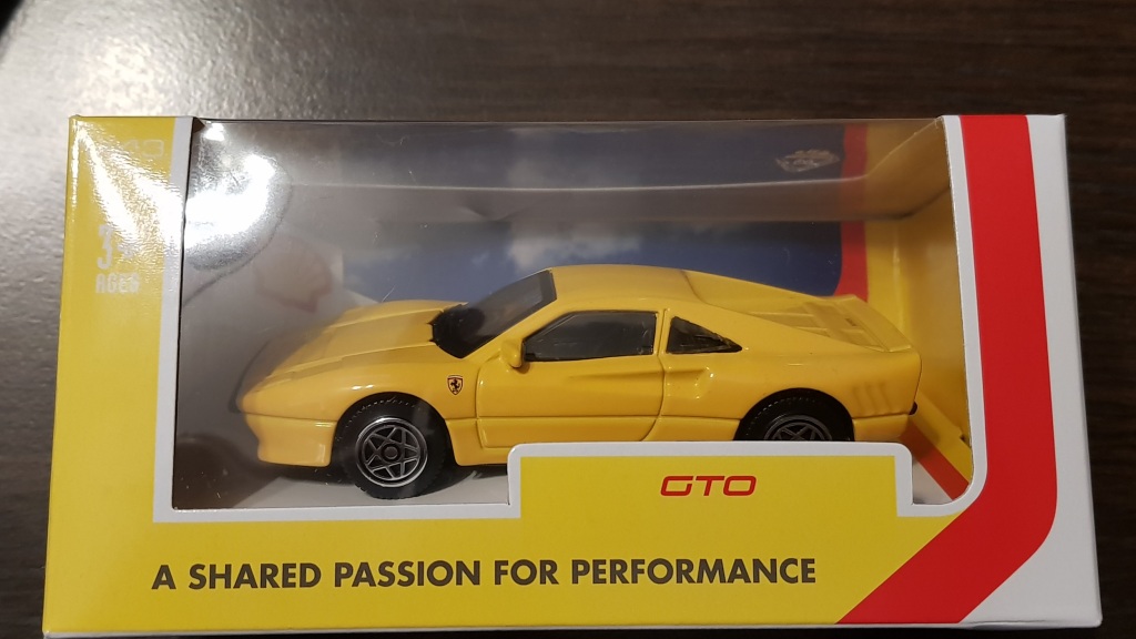 Model Ferrari GTO UNIKAT Shell