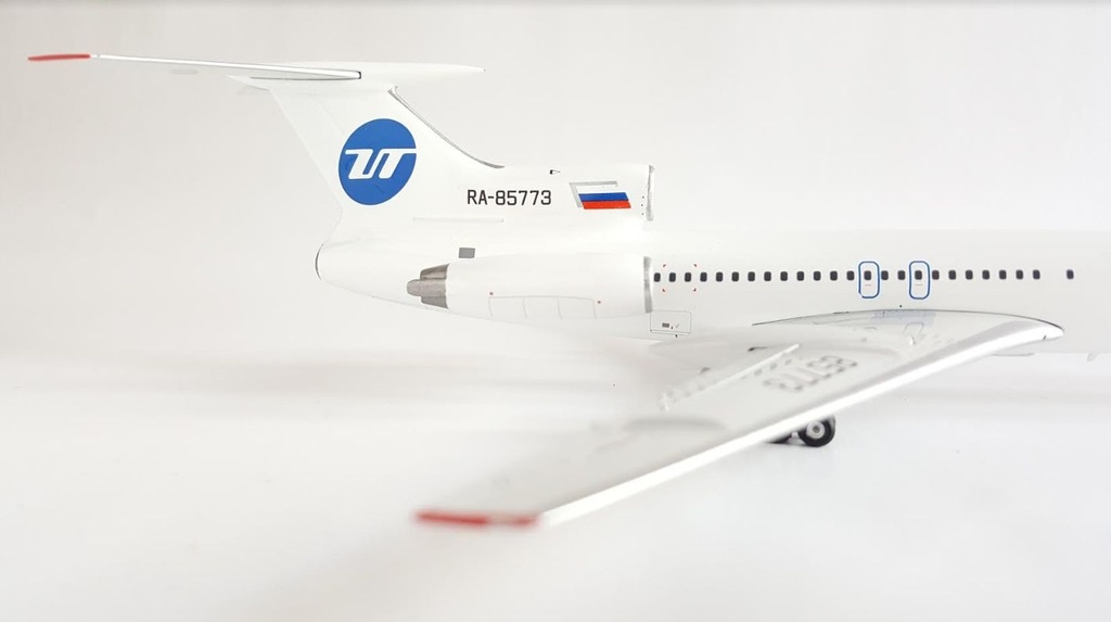 Купить Модель самолета Туполев ТУ-154 ЮТЭЙР 1:200 МЕТАЛЛ: отзывы, фото, характеристики в интерне-магазине Aredi.ru