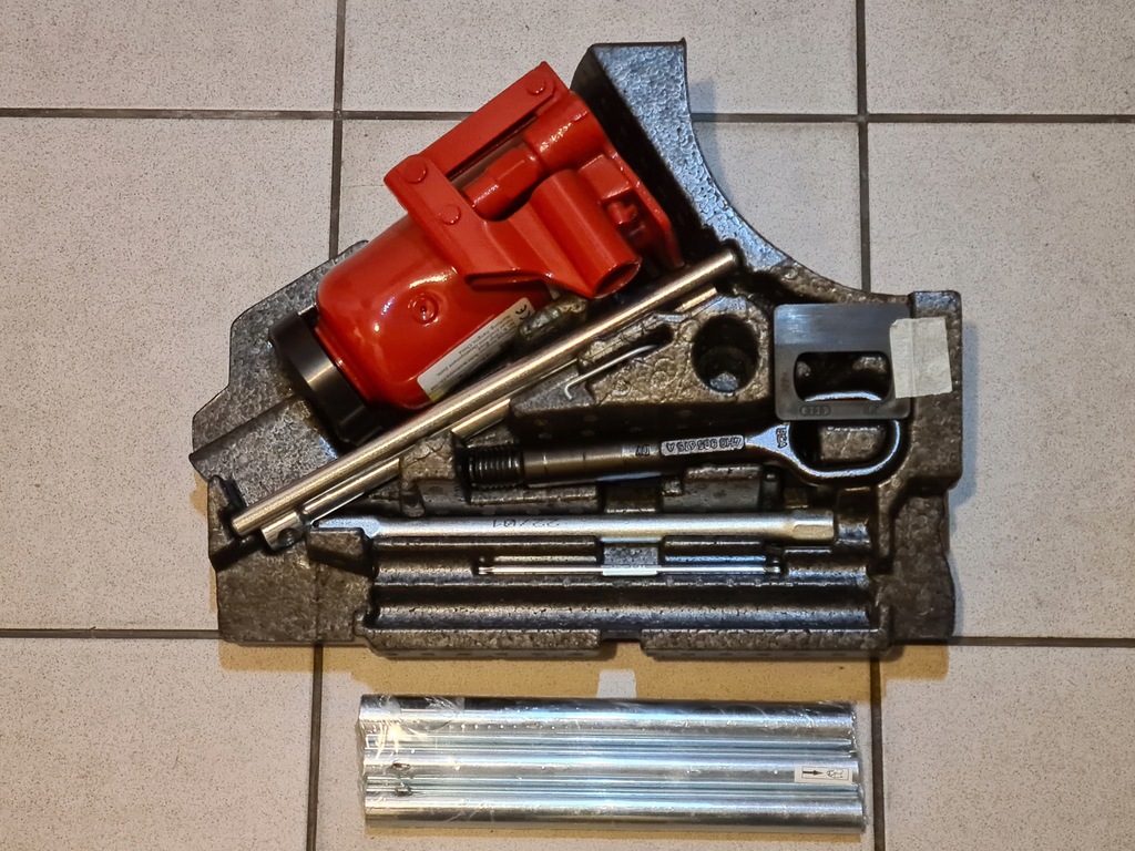 Zestaw narzędzi VW Crafter / MAN TGE - podnośnik