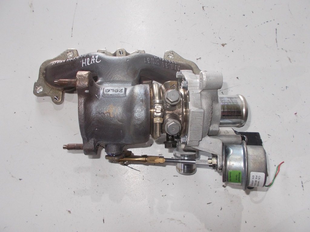 シロッシュ NISSAN QASHQAI J11 1.2 DIG-T TURBINA 8210420012 - 7300353648