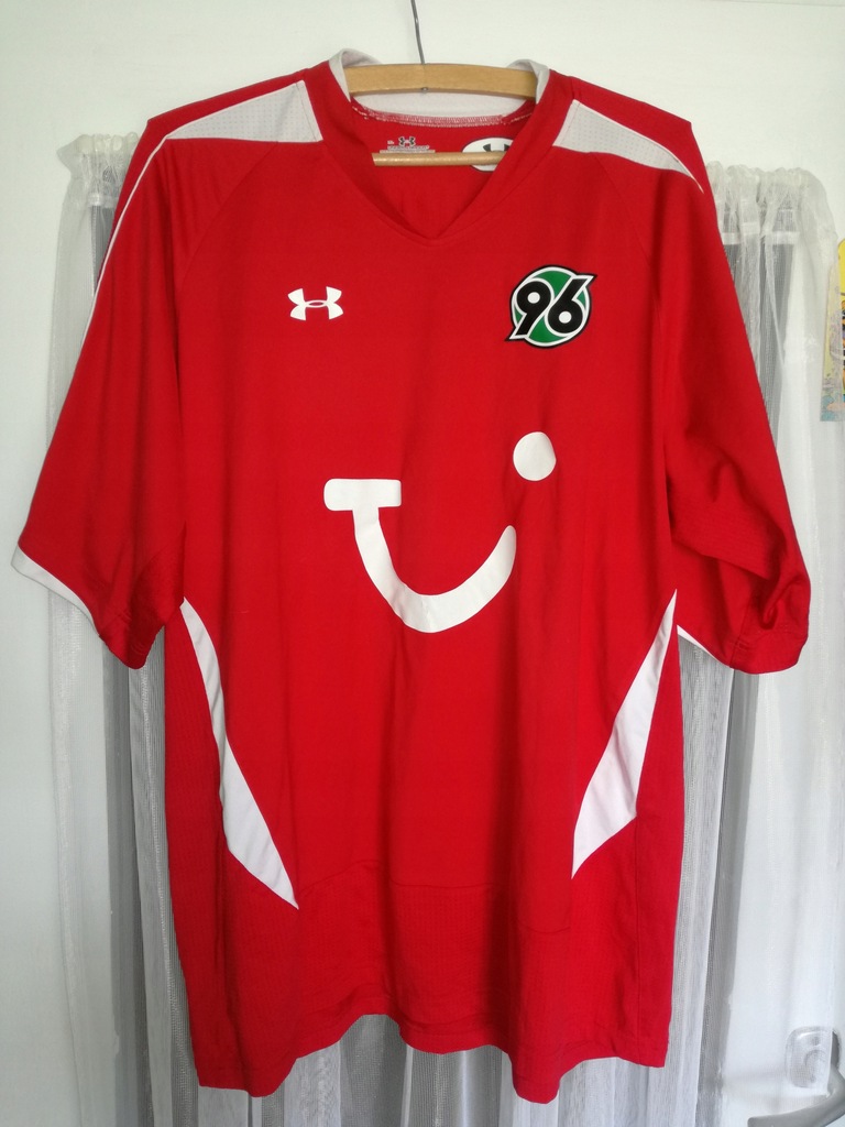 UNDER ARMOUR HANNOVER 96 XL BDB