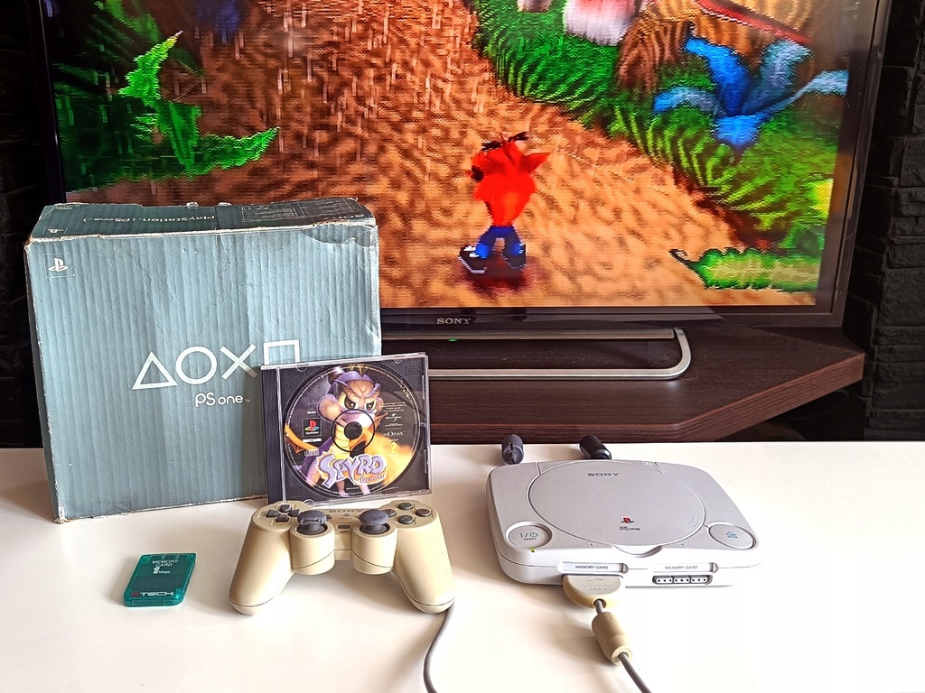 Playstation 1 PSOne BOX +pad +Spyro +okablowanie +karta | BCM od 1 zł