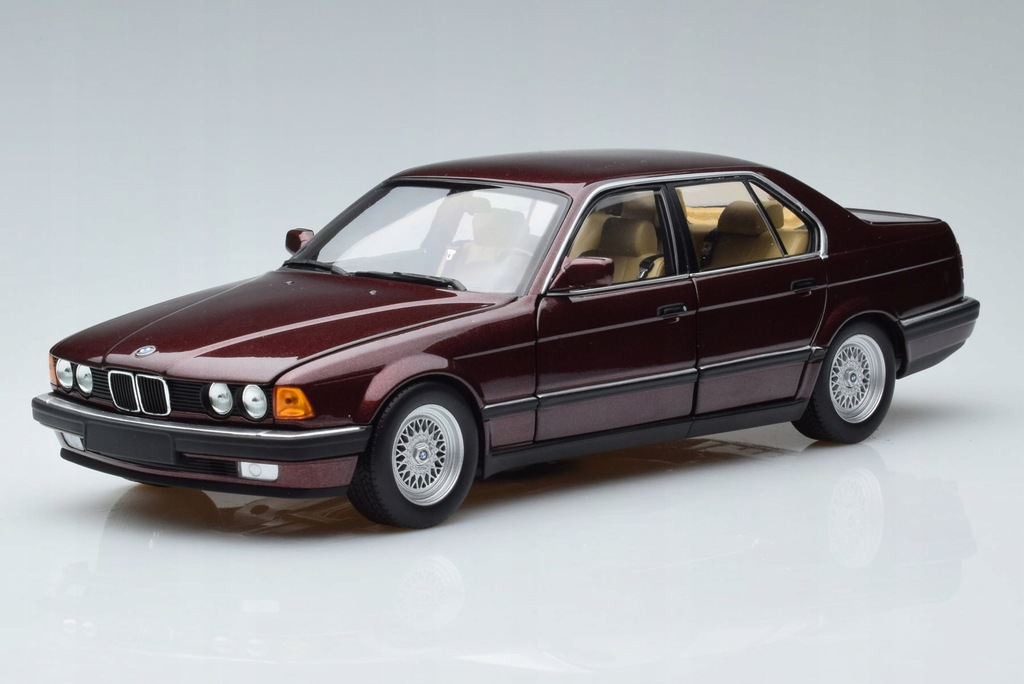 BMW 730i E32 Red Minichamps 1/18 - 12886858314 - oficjalne