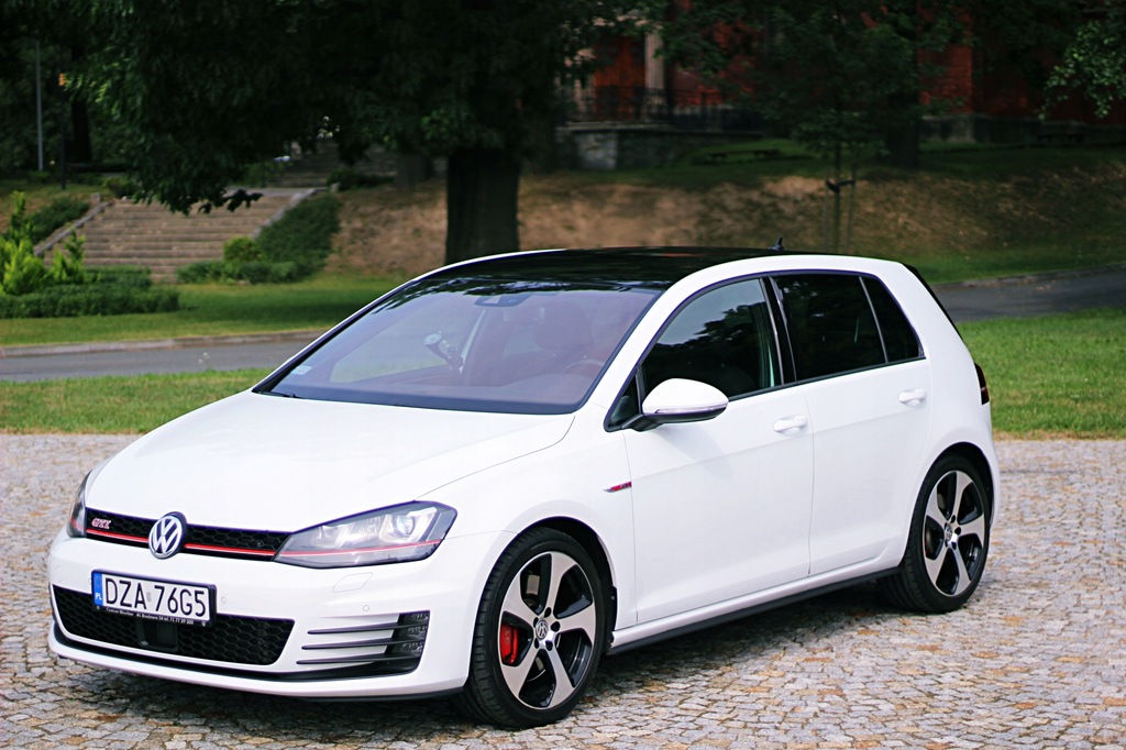 Volkswagen Golf VII GTI Performance