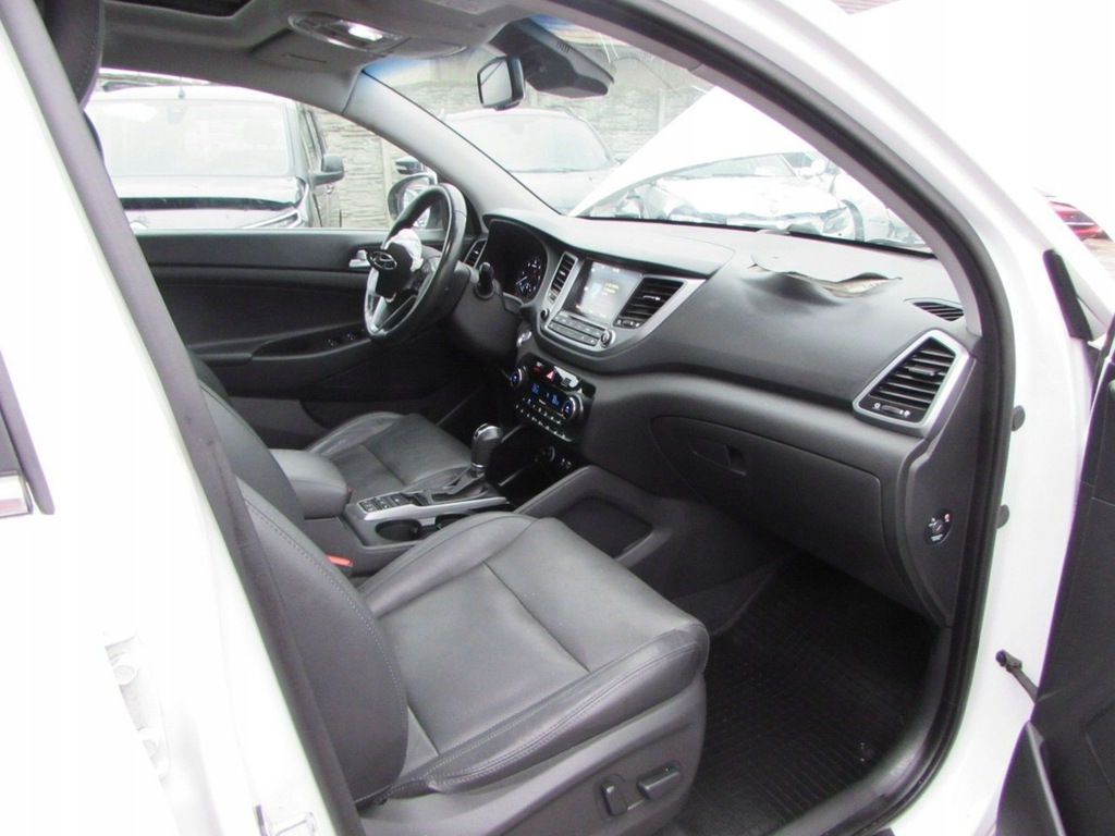 Купить Камера заднего вида Hyundai Tucson Premium 4WD Navi Led: отзывы, фото, характеристики в интерне-магазине Aredi.ru