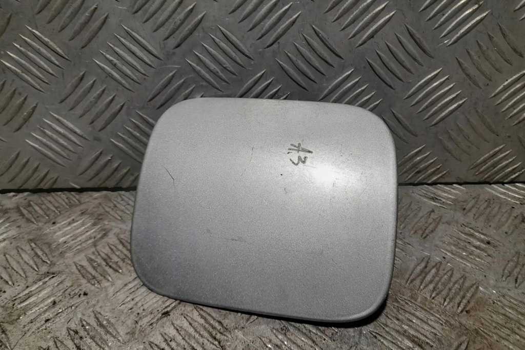 Silniczek klapki wlewu paliwa AUDI A3 SPORTBACK (8PA) 8L0010157P 1.8L