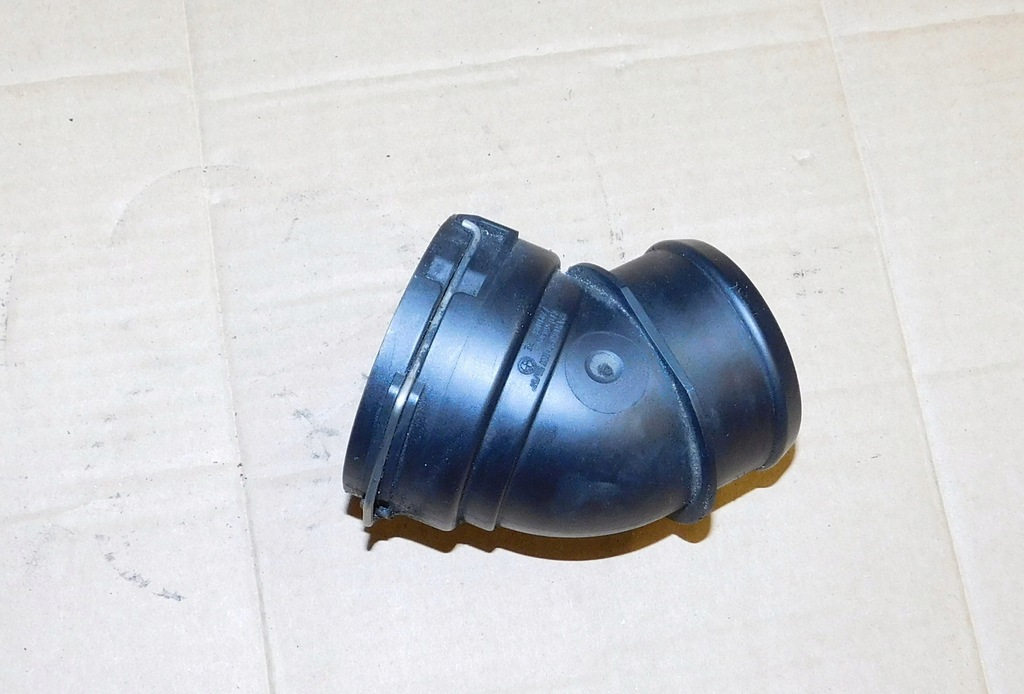 BMW E60 E61 KOLANKO RURA INTERCOOLERA 7789048 - 10559791168 BMW E60 E61 KOLANKO RURA INTERCOOLERA 7789048 - 10559791168