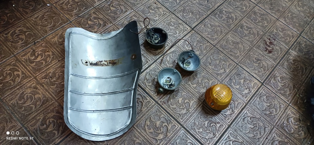 Osłona kierunkowskaz kierunkowskazy Dniepr Ural