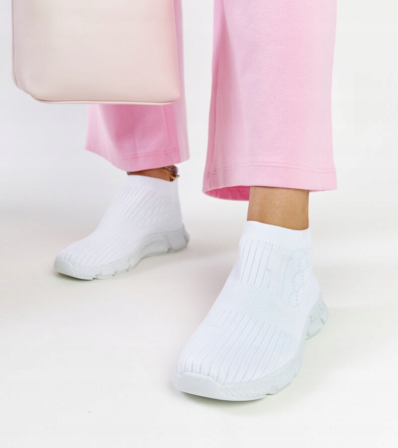 Białe lekkie sneakersy sportowe Vaclava 28015 rozmiar 38