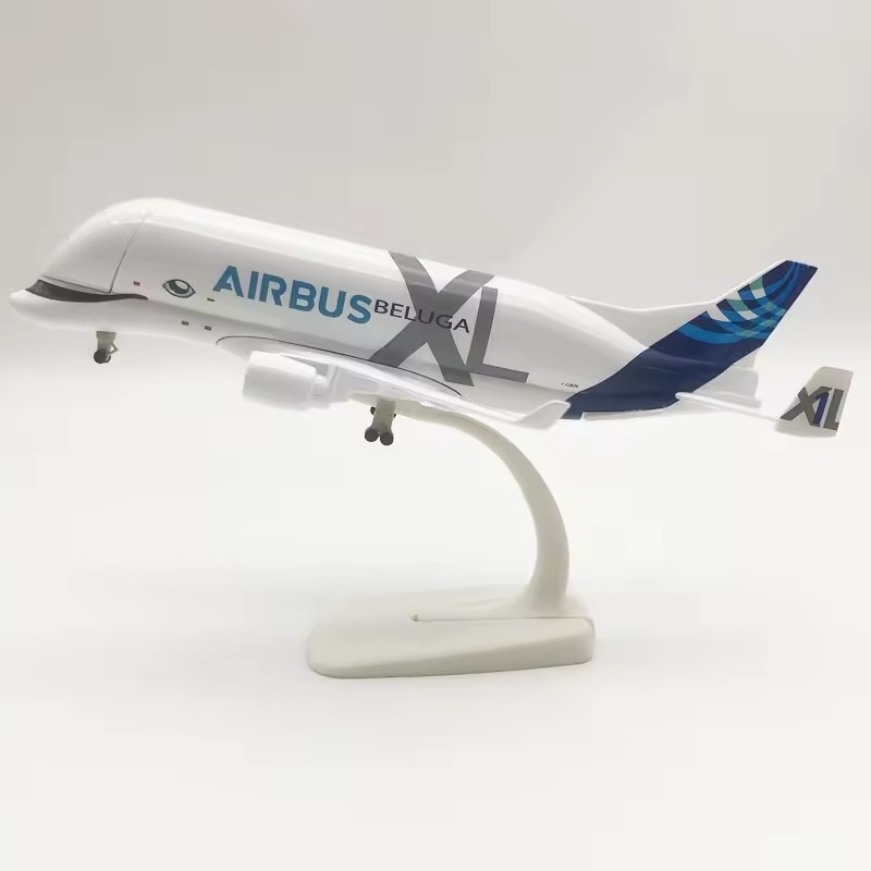 Model Airbus A330-700L Airbus Beluga XL 1:400