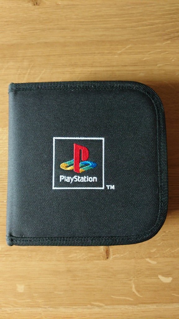 Playstation 1, 2 CD Case Etui Pokrowiec SLEH-00013