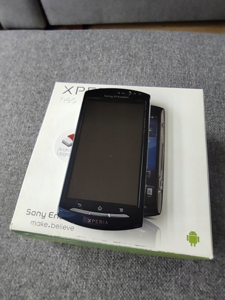 Smartfon Sony Ericsson Xperia Neo V niebieski