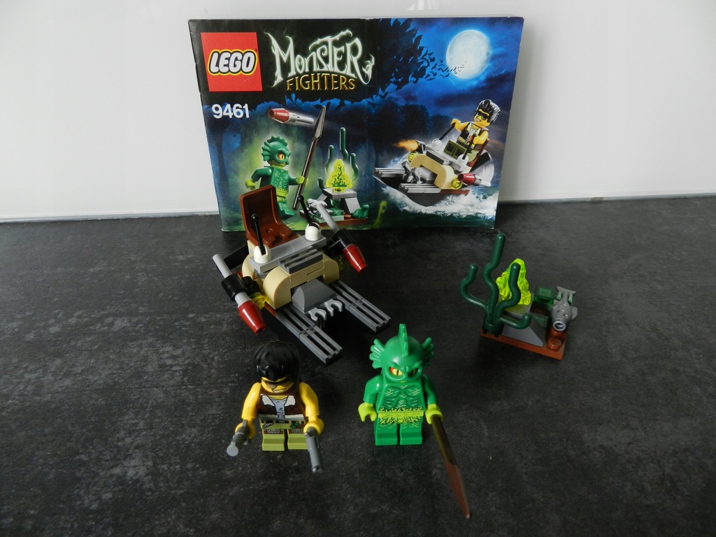 Lego Monster Fighters 9461 The Swamp Creature