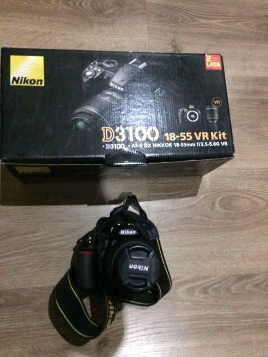 nikon D3100 18-55 przebieg 14k zdj torba stan bdb