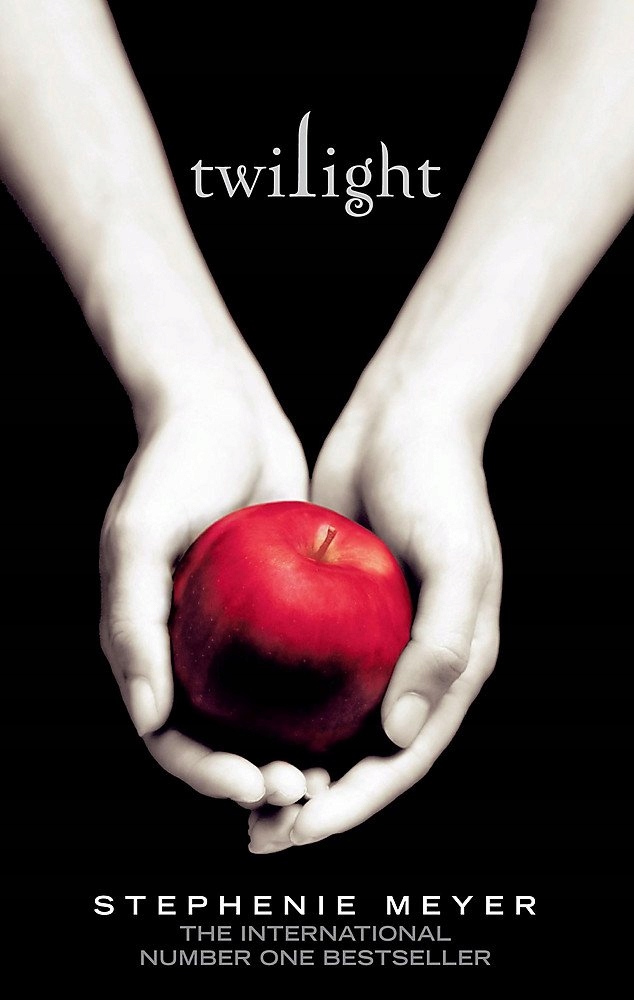 Twilight Saga STEPHENIE MEYER