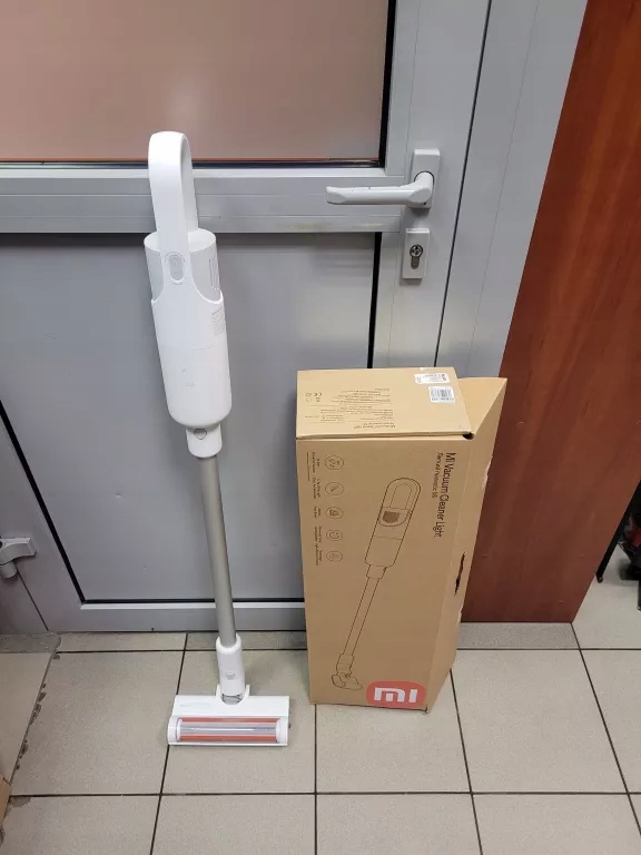 ODKURZACZ PIONOWY XIAOMI MI VACUUM CLEANER LIGHT 12431542400
