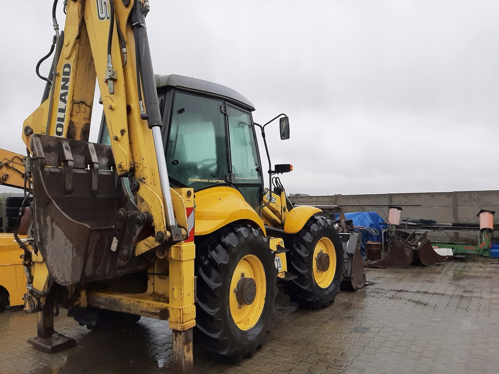 Купить Экскаватор-погрузчик New Holland B115-4PS 2007 г.в.: отзывы, фото, характеристики в интерне-магазине Aredi.ru