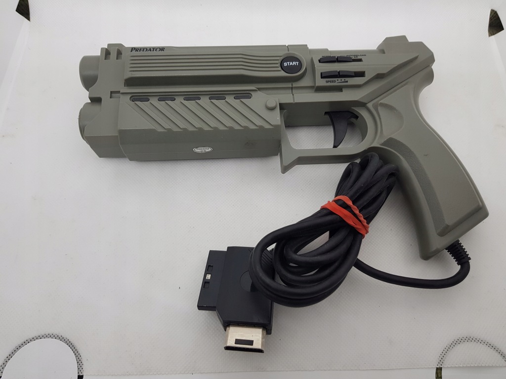Pistolet Predator logic 3 PSX + Sega Saturn